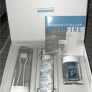 THIS IS A STEAL!!! Rodand & Fields REDEFINE AMP MD System
